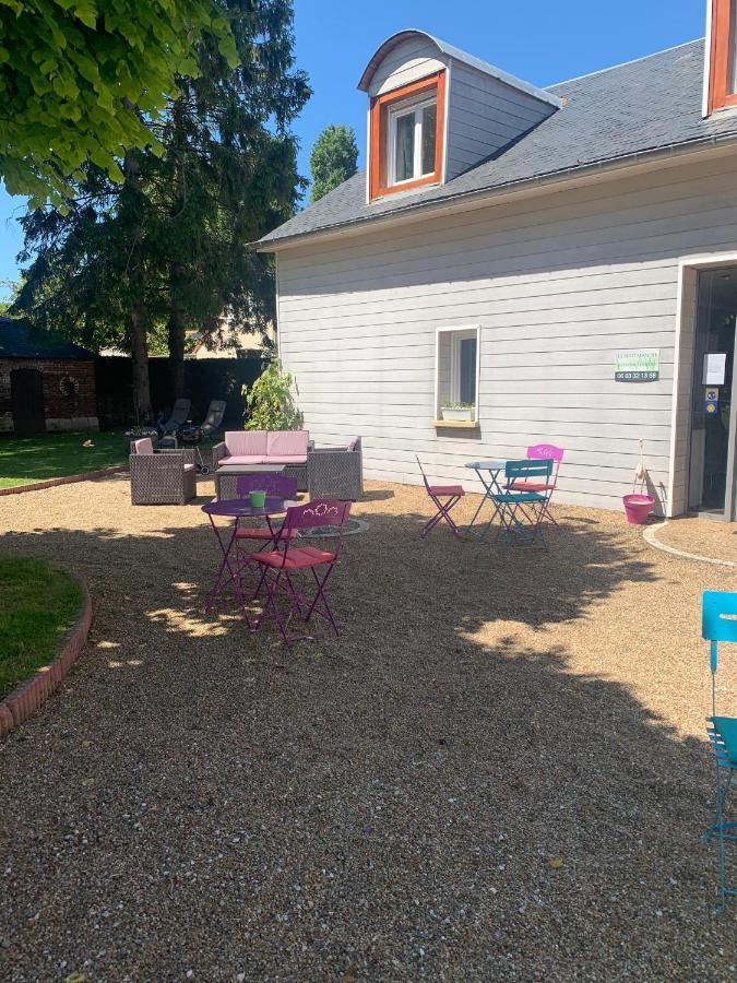 Le Petit Manoir Bed & Breakfast Farceaux Exterior photo
